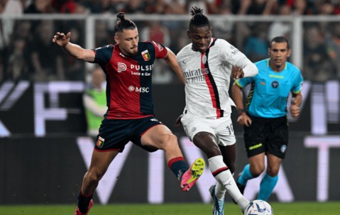 AG娱乐-热那亚客场逼平巴勒莫，意甲乙级榜首之争激烈(热那亚ds)