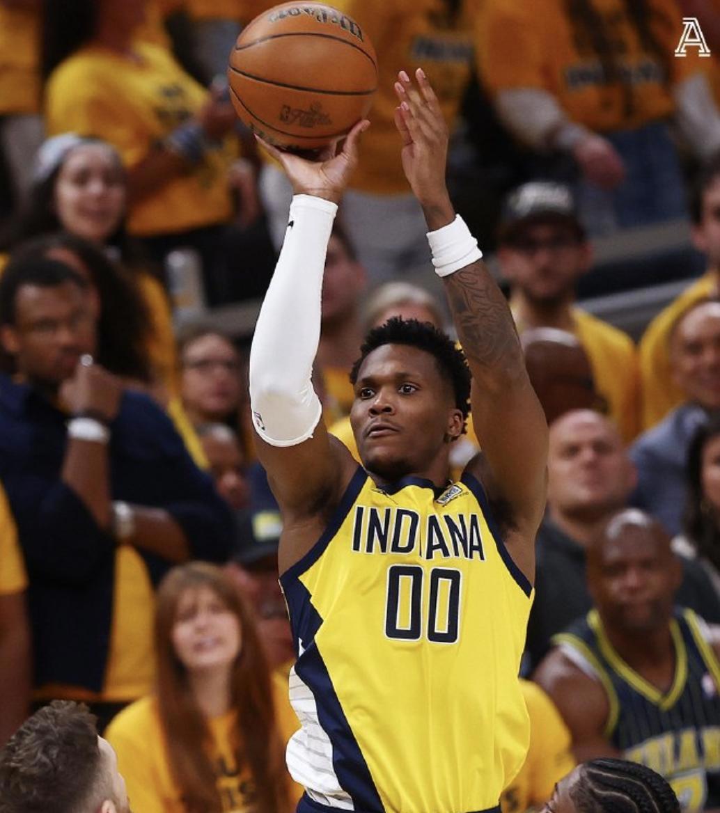 步行者化险为夷，半场逆转击败对手的简单介绍